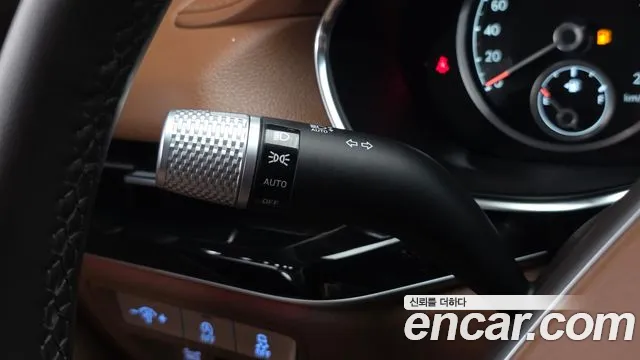 Genesis G80 Бензин 2.5 турбо AWD — Фото автомобиля 20
