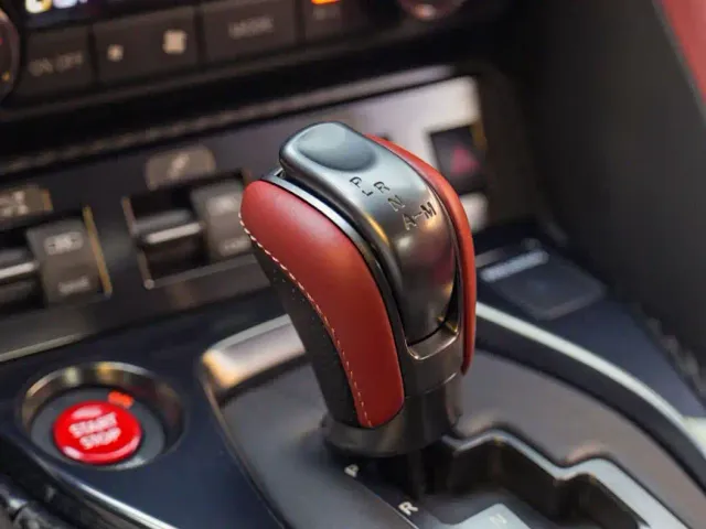 Nissan GT-R — Фото автомобиля 13