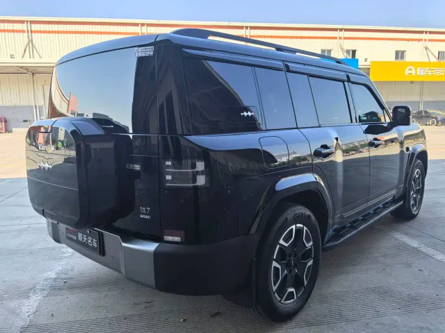 BYD FangChengBao Titanium 7 — Фото автомобиля 12