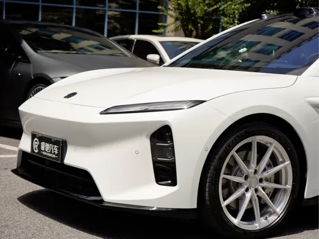 Nio ET5 Touring — Фото автомобиля 7