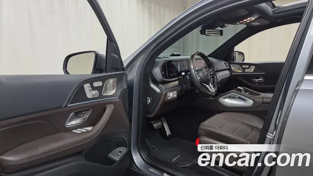 Mercedes-Benz GLS-Class — Фото автомобиля 10
