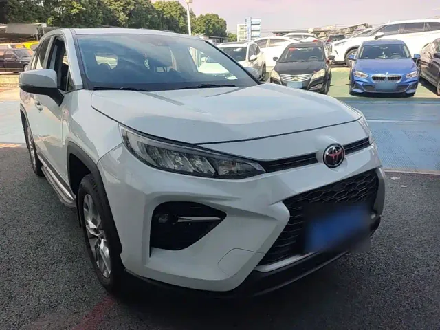 Toyota Wildlander — Фото автомобиля 3