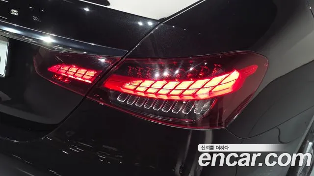 Mercedes-Benz E-Class W213 — Фото автомобиля 8