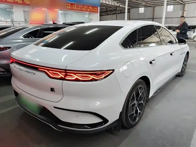 BYD Han — Фото автомобиля 6