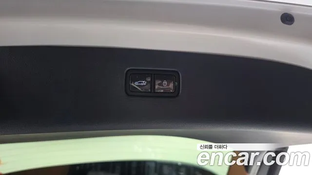 Genesis GV80 — Фото автомобиля 22