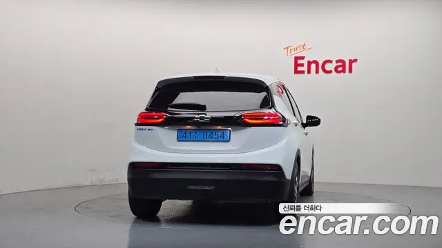 Chevrolet Bolt EV New — Фото автомобиля 4