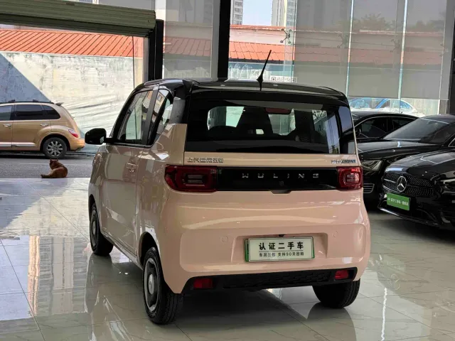 Wuling Hongguang Mini EV — Фото автомобиля 6