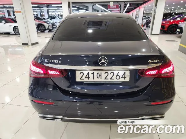 Mercedes-Benz E-Class W213 — Фото автомобиля 4