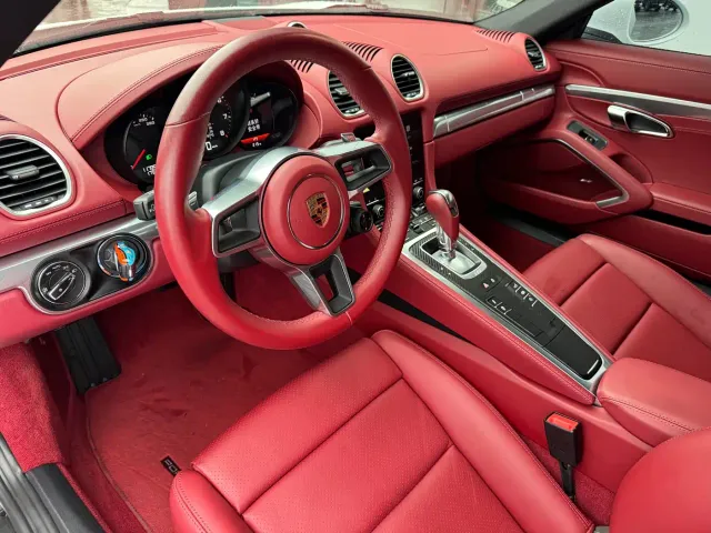 Porsche 718 — Фото автомобиля 18