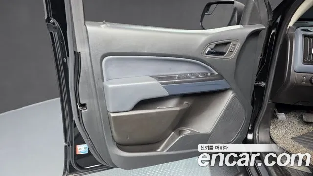 Chevrolet Colorado — Фото автомобиля 24