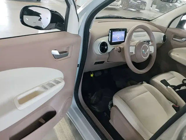 Wuling Hongguang Mini EV — Фото автомобиля 15