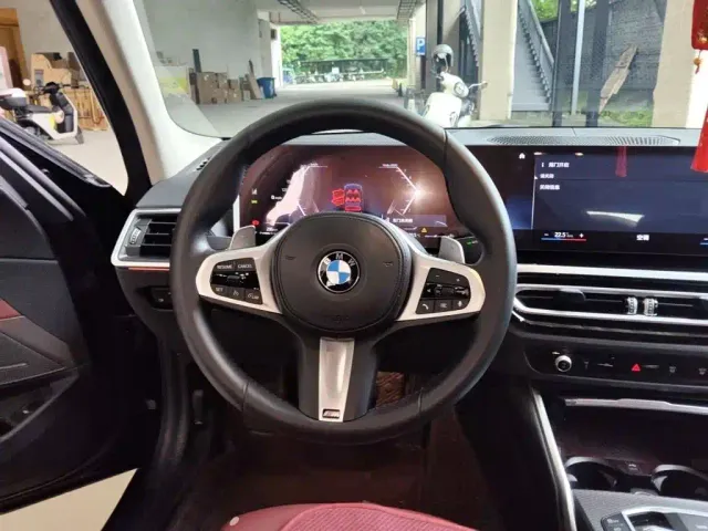 BMW 3 Series — Фото автомобиля 2