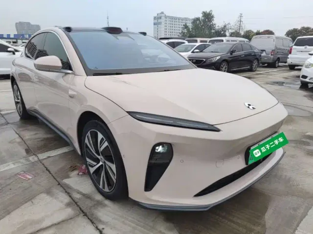 Nio ET5 — Фото автомобиля 3