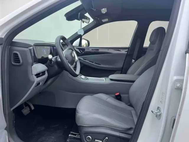 Geely Galaxy L7 — Фото автомобиля 7