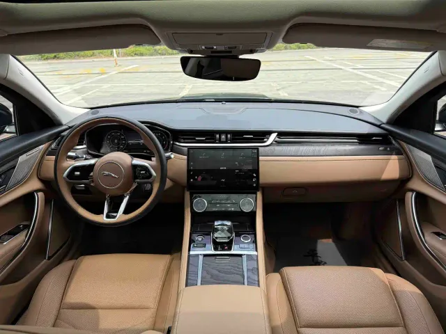 Jaguar Jaguar XFL 2022 XFL 2.0T P250 2WD Premium Luxury — Фото автомобиля 6