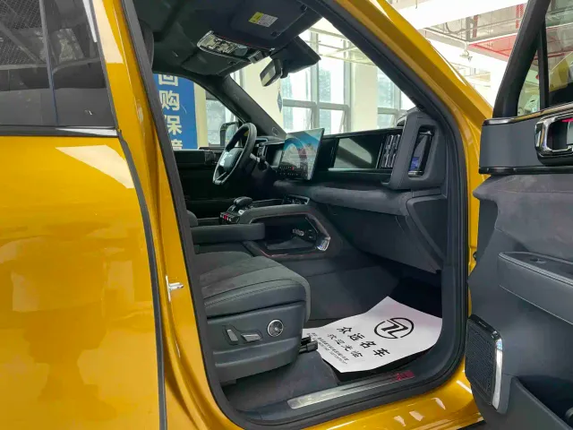 BYD FangChengBao Leopard 5 — Фото автомобиля 12