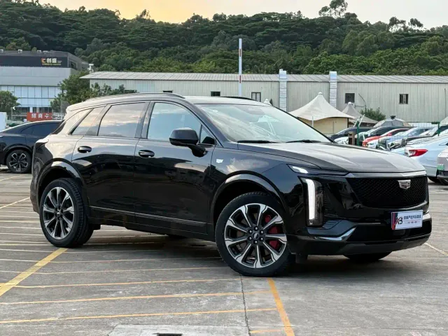 Cadillac XT5 — Фото автомобиля 4