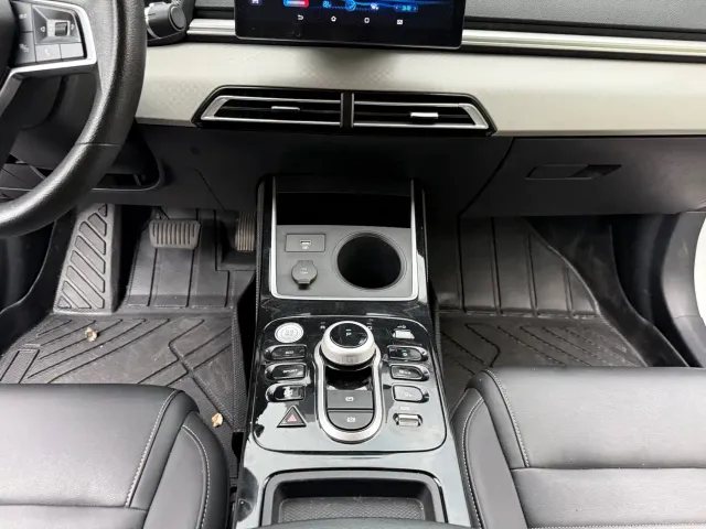 BYD Qin — Фото автомобиля 13