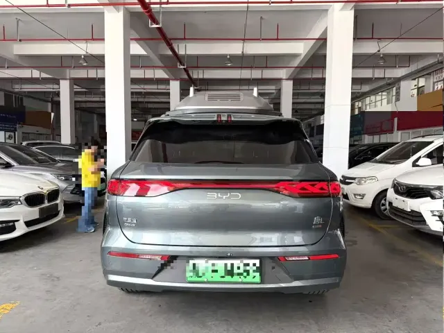 BYD Tang L — Фото автомобиля 5