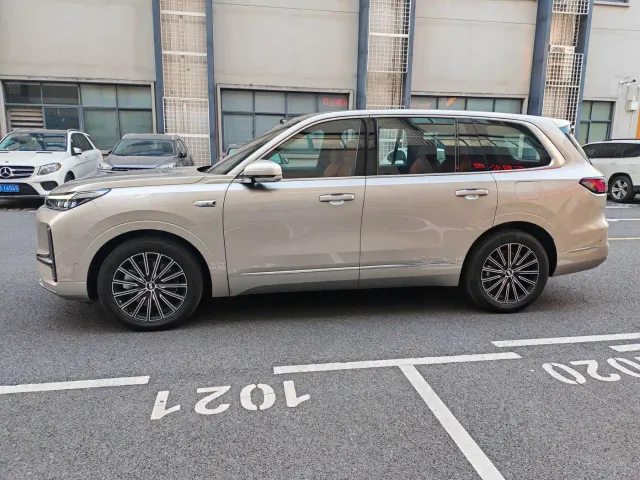 Geely Galaxy M9 — Фото автомобиля 6