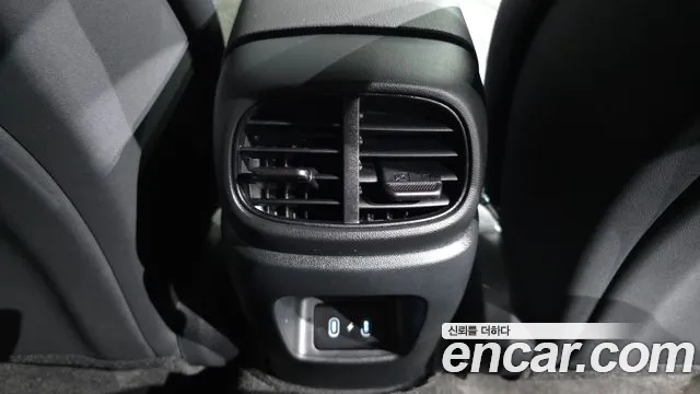 Hyundai Avante CN7 — Фото автомобиля 30