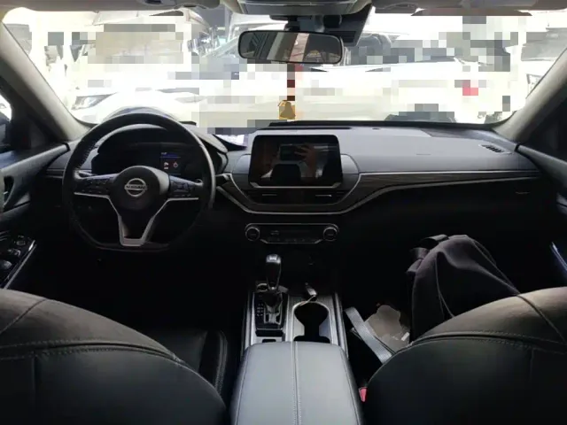 Nissan Teana — Фото автомобиля 9