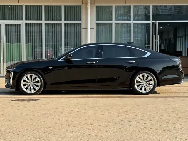 Cadillac CT6 — Фото автомобиля 3