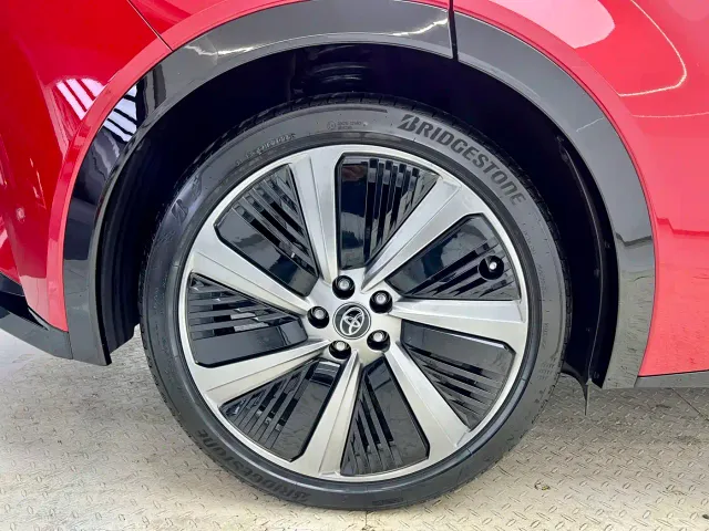 Toyota bZ5 — Фото автомобиля 16