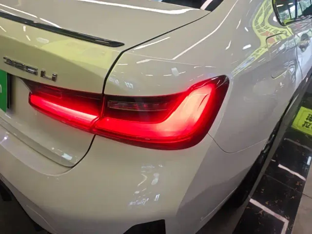 BMW 3 Series — Фото автомобиля 7