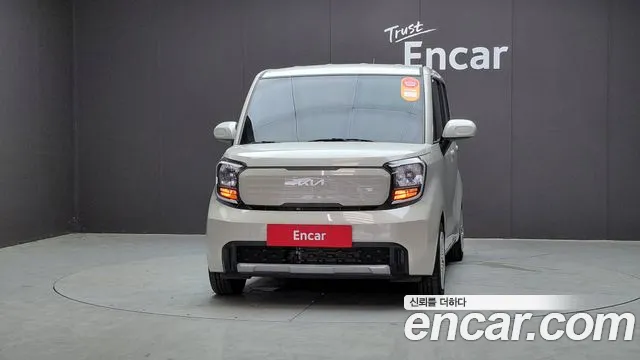 Kia RAY Новый Kia Ray Standard — Фото автомобиля 3