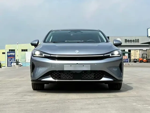 Baojun Xiangjing — Фото автомобиля 2
