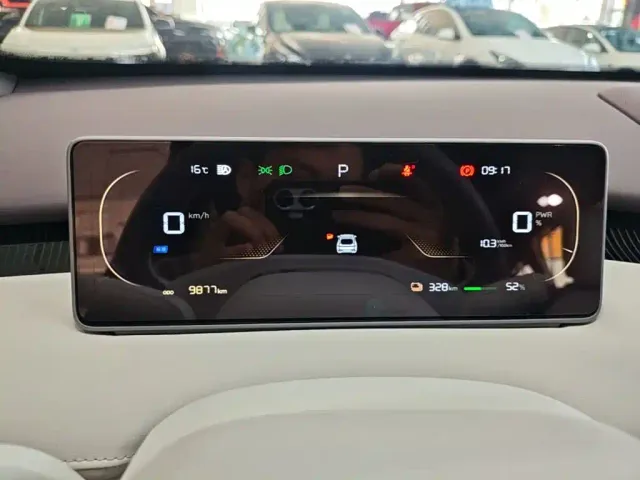 Changan Qiyuan A06 — Фото автомобиля 11