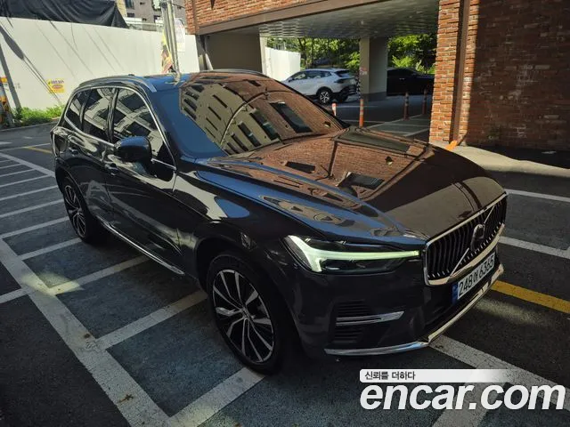 Volvo XC60 Generation 2 — Фото автомобиля 2