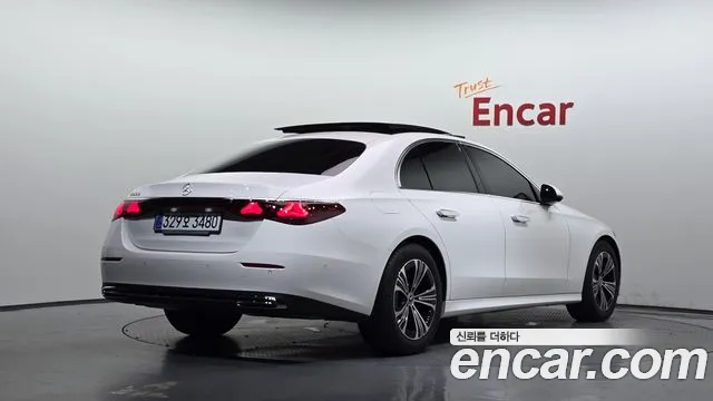 Mercedes-Benz E-Class W214 — Фото автомобиля 2