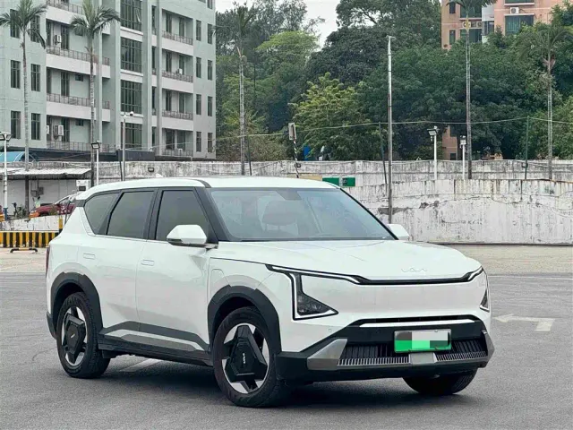 Kia EV5 — Фото автомобиля 3