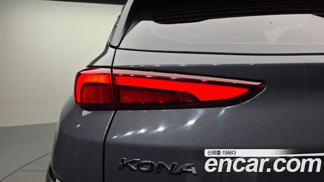 Hyundai Kona Новый Kona Бензин 1.6 турбо 2WD — Фото автомобиля 23
