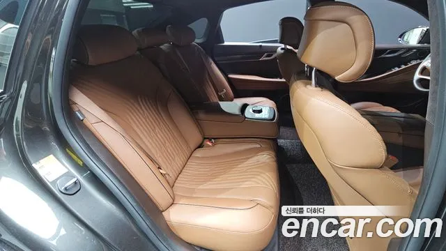 Genesis G80 RG3 — Фото автомобиля 12