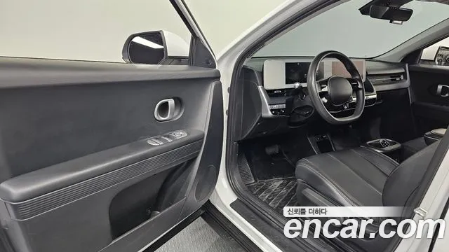 Hyundai Ioniq 5 — Фото автомобиля 10