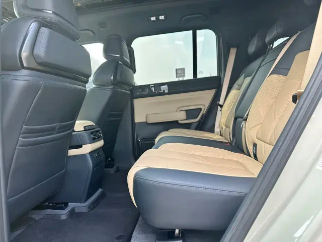 BYD FangChengBao Leopard 5 — Фото автомобиля 14