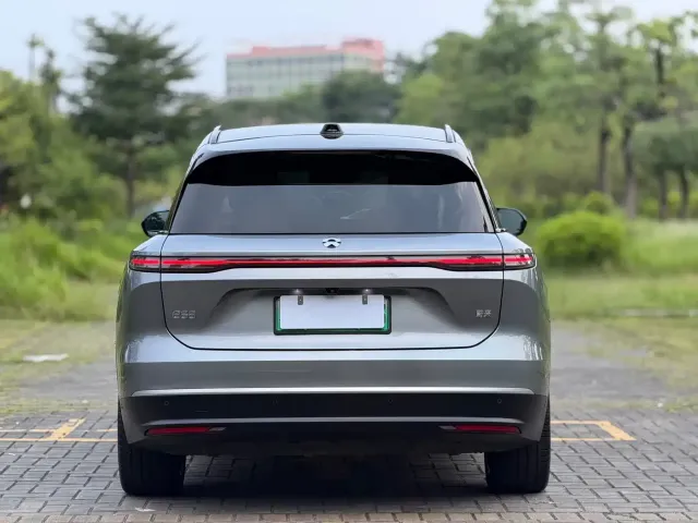 Nio ES8 — Фото автомобиля 6