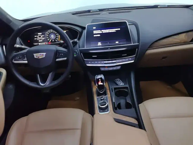 Cadillac CT5 — Фото автомобиля 12