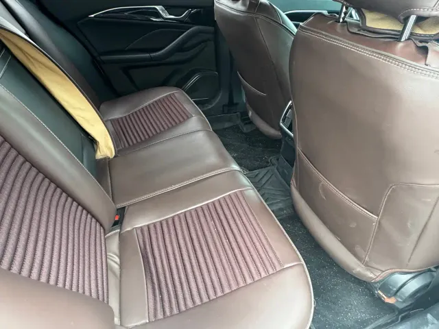 Bestune B70 — Фото автомобиля 8