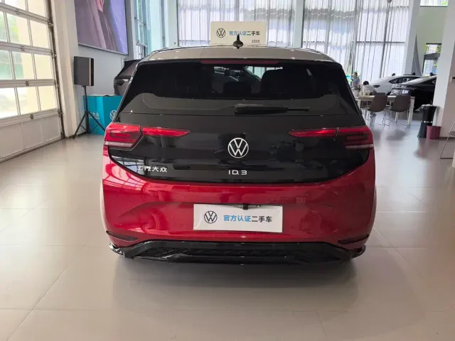 Volkswagen ID.3 — Фото автомобиля 14