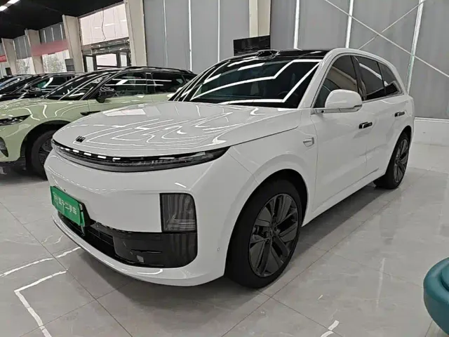 Фотография автомобиля — Li Auto L6