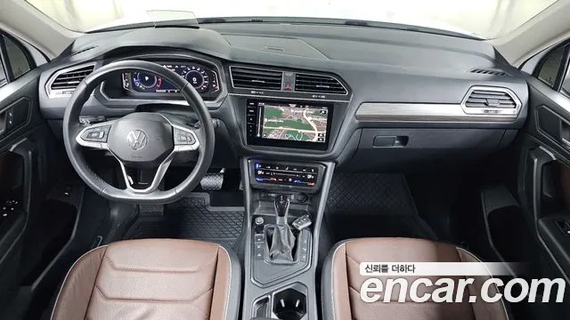 Volkswagen Tiguan — Фото автомобиля 6