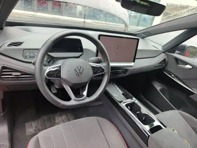 Volkswagen ID.3 — Фото автомобиля 9