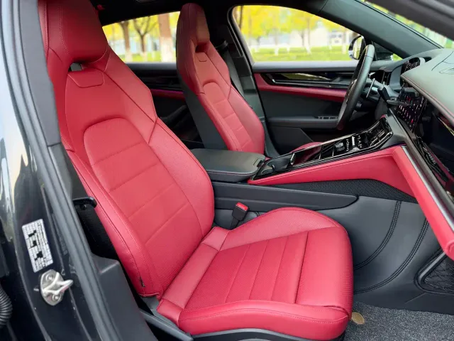 Porsche Panamera — Фото автомобиля 4