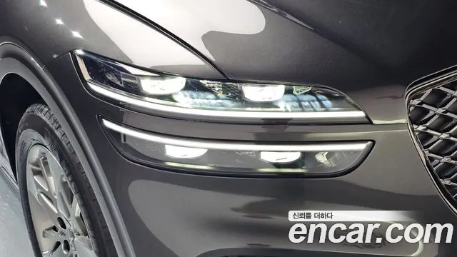 Genesis GV70 — Фото автомобиля 7