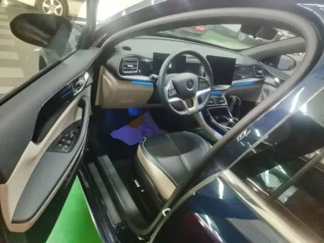 BYD Qin PLUS — Фото автомобиля 15