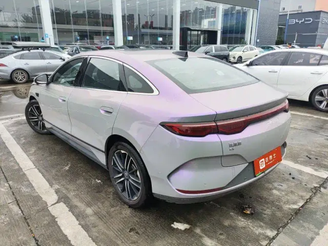 BYD Qin L — Фото автомобиля 3